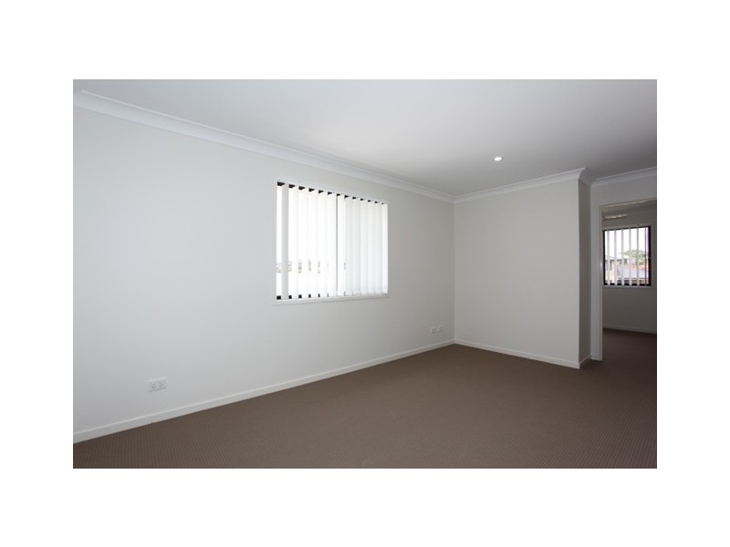 37 Bowerbird Crescent Essencia, Dakabin QLD 4503