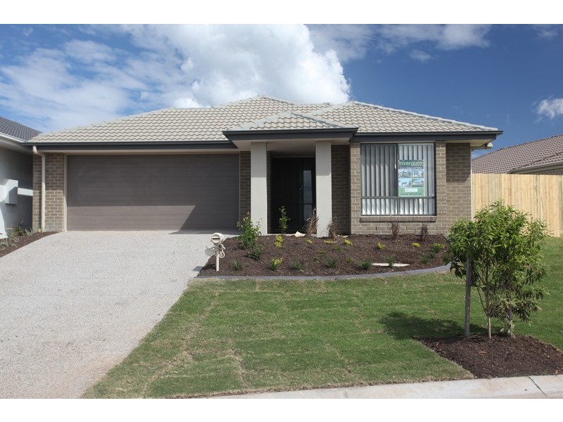 5 Williams Crescent, North Lakes QLD 4509