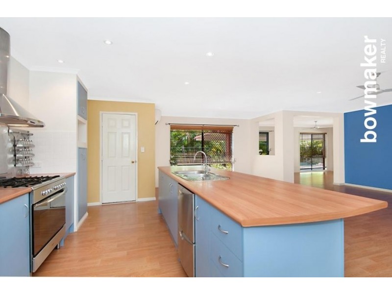 18 Sandpiper Avenue, North Lakes QLD 4509