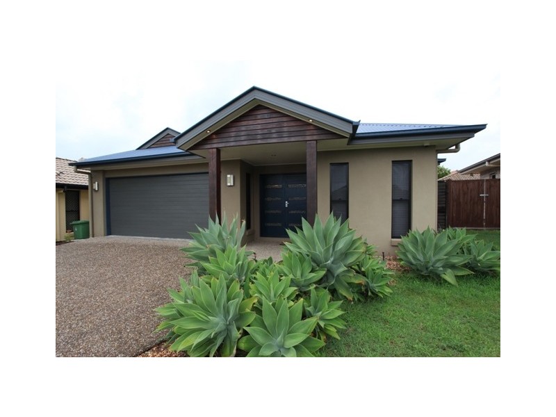 6 Brookfield Street, North Lakes QLD 4509