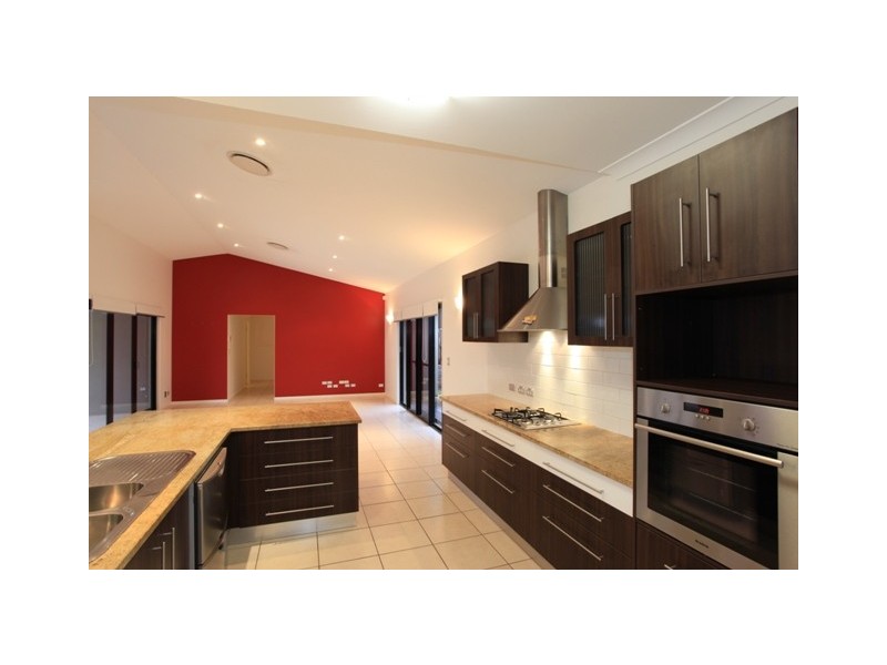 6 Brookfield Street, North Lakes QLD 4509