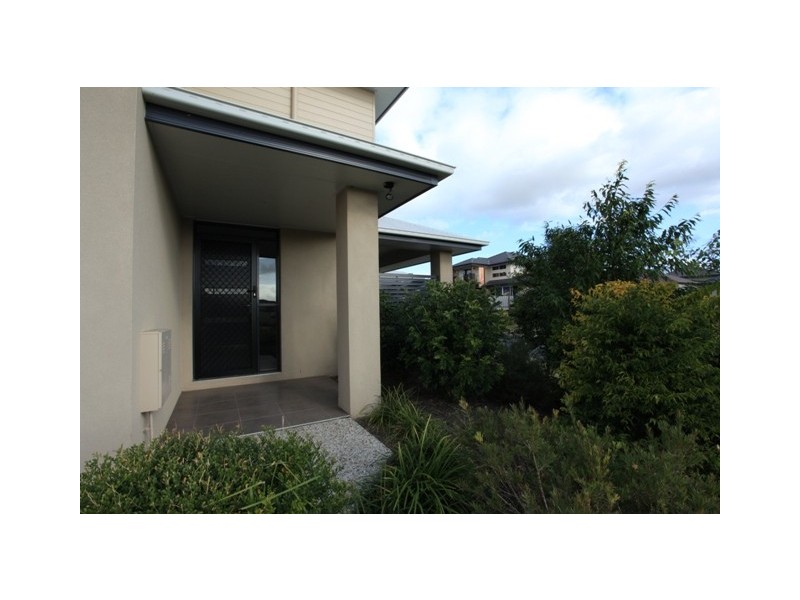 7 First Street, North Lakes QLD 4509