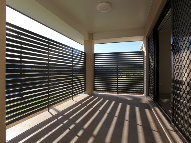 7 First Street, North Lakes QLD 4509