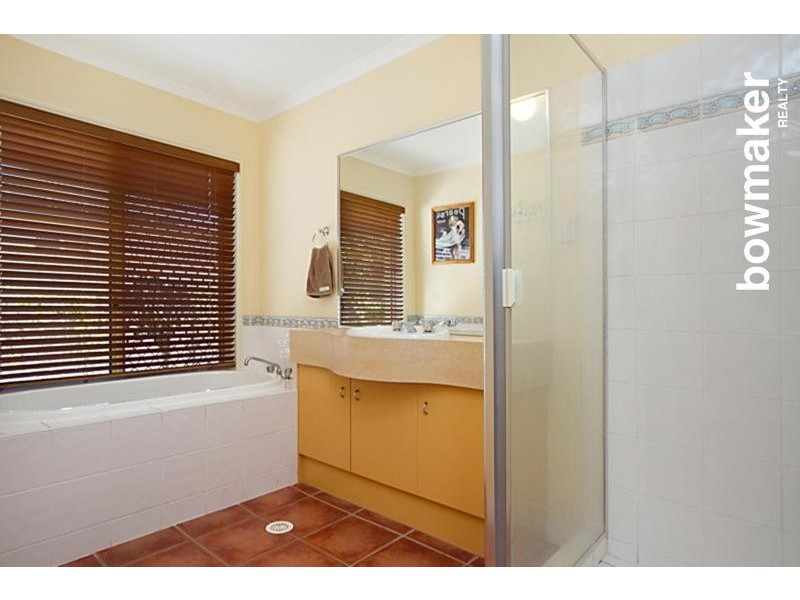 16 Lapwing Cr, Mango Hill QLD 4509