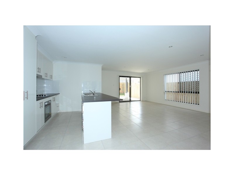 11 Morfontaine Street, North Lakes QLD 4509