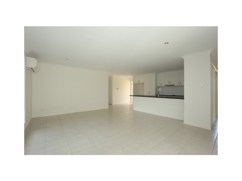 11 Morfontaine Street, North Lakes QLD 4509