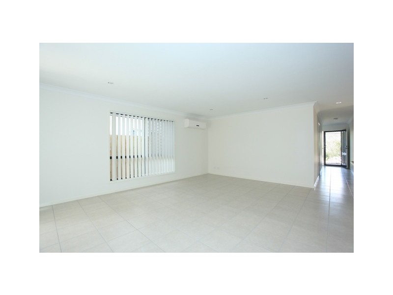 11 Morfontaine Street, North Lakes QLD 4509