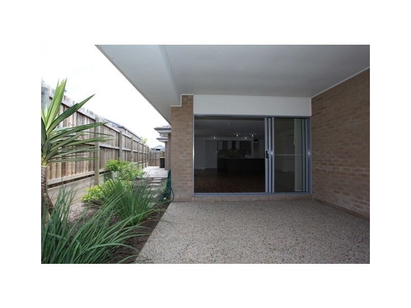 128 Mackintosh Drive, North Lakes QLD 4509