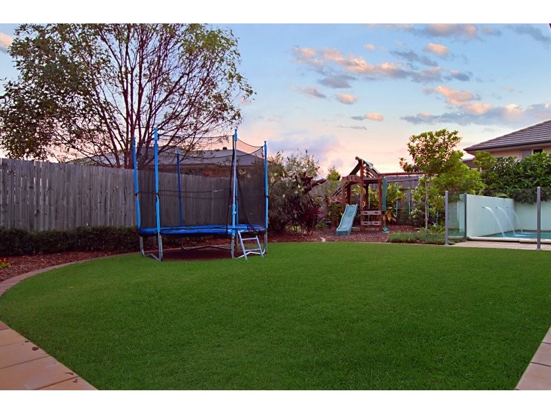11 Hetherington Street, North Lakes QLD 4509