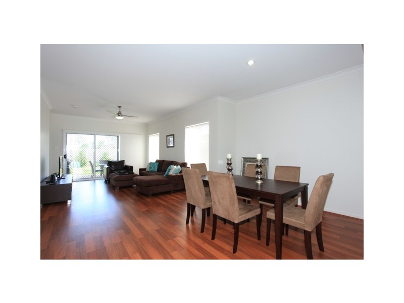 11 Friars Crescent, North Lakes QLD 4509