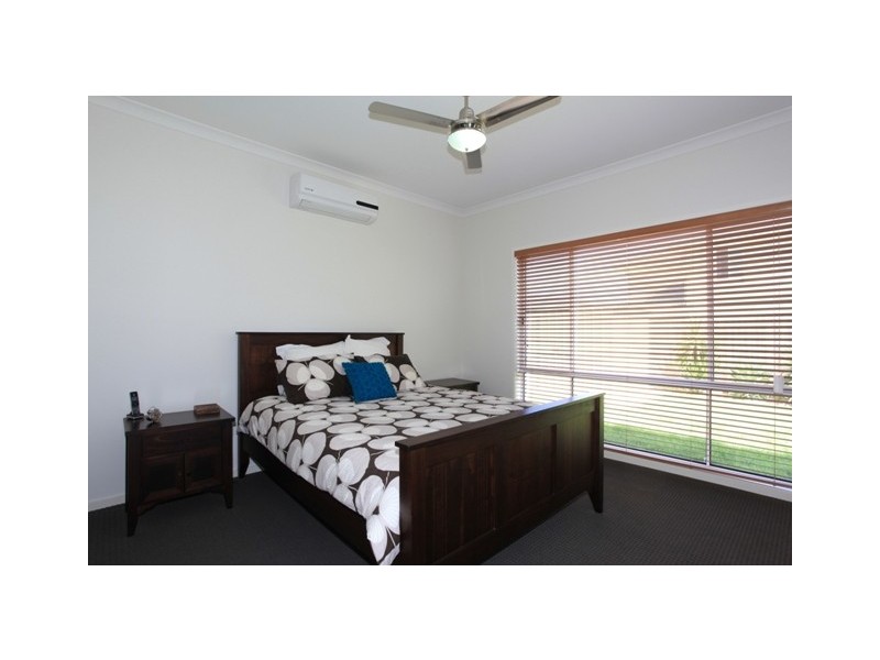 11 Friars Crescent, North Lakes QLD 4509