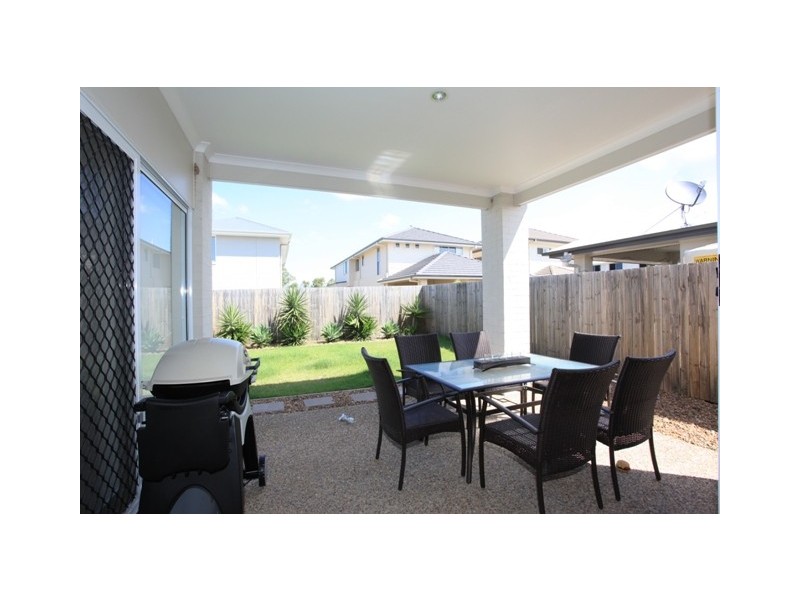 11 Friars Crescent, North Lakes QLD 4509