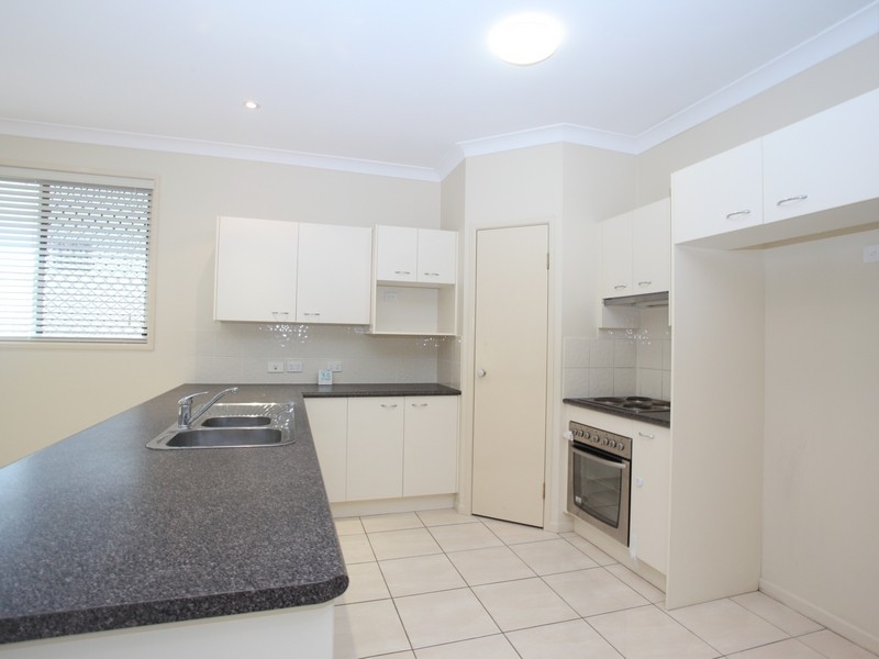 10 Satinash Court, North Lakes QLD 4509