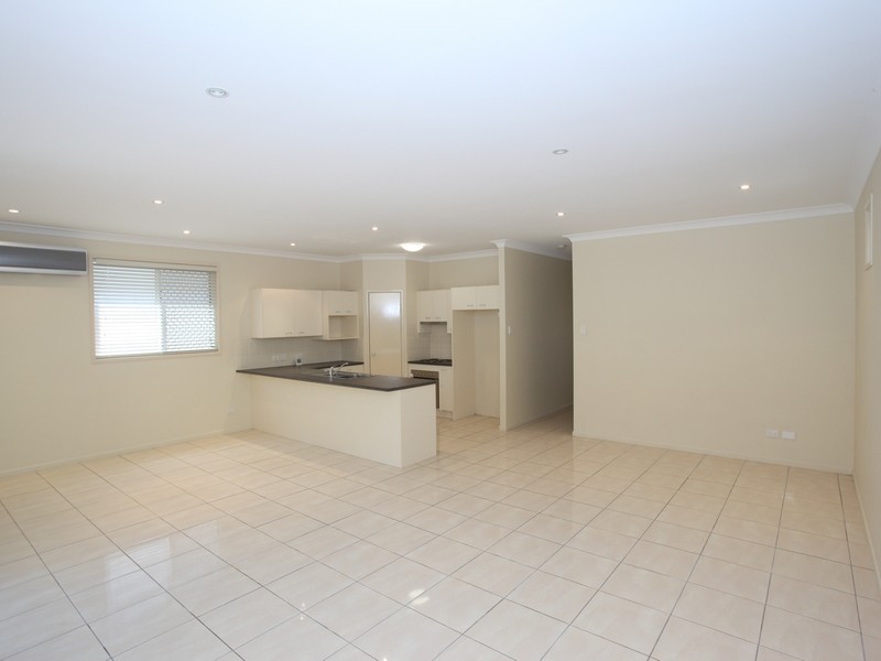 10 Satinash Court, North Lakes QLD 4509