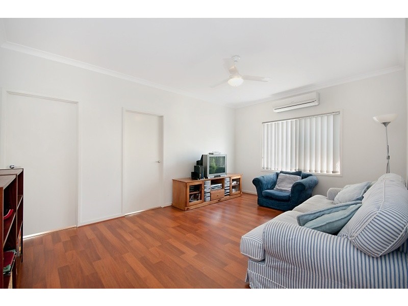 1 Allenby Close, North Lakes QLD 4509