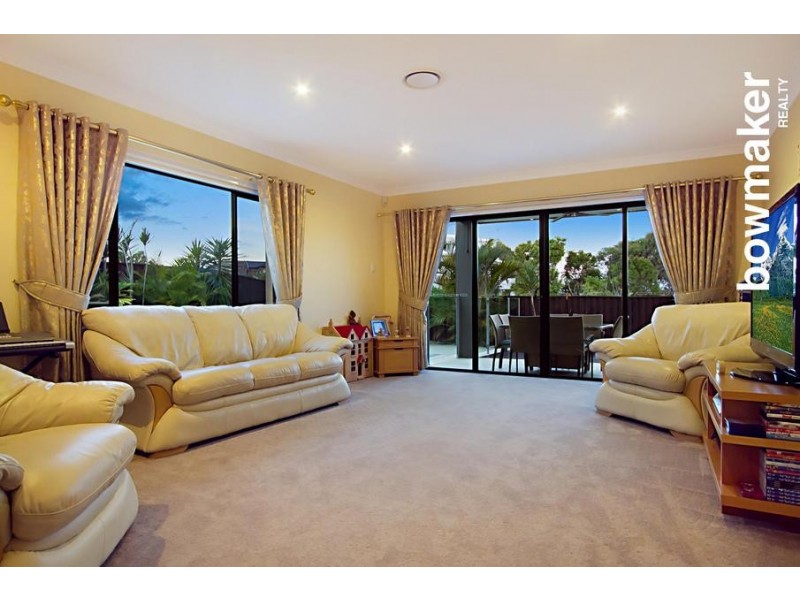 12 Nicklaus Parade, North Lakes QLD 4509