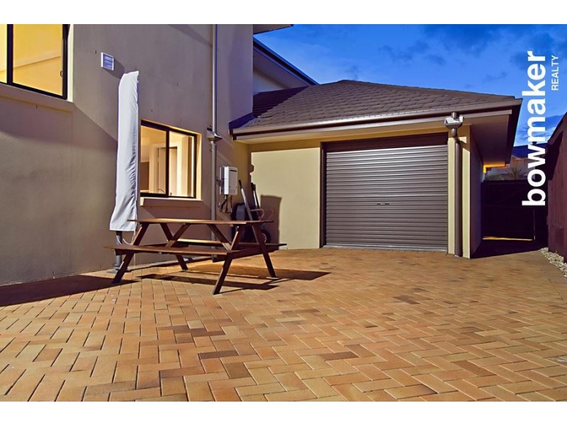 12 Nicklaus Parade, North Lakes QLD 4509
