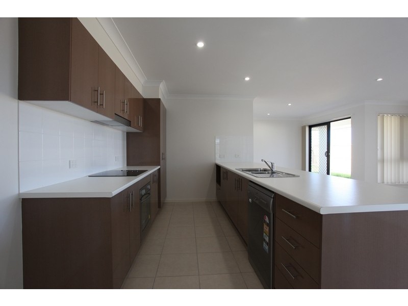 52 Augusta Parade, North Lakes QLD 4509