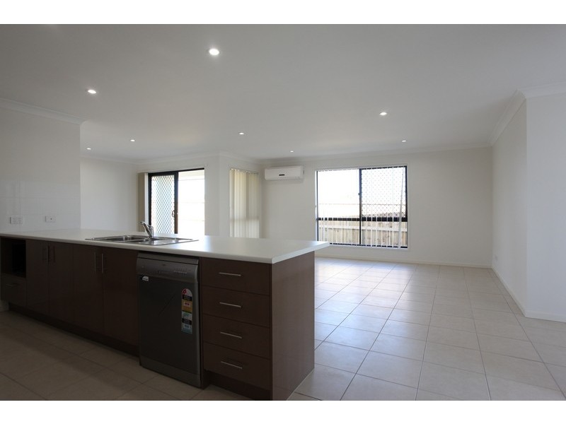 52 Augusta Parade, North Lakes QLD 4509