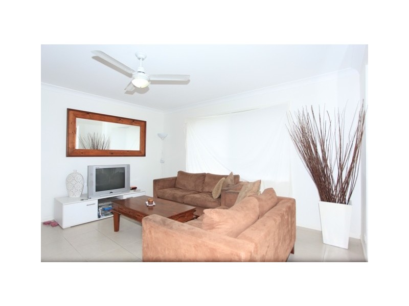 40 Mackintosh Drive, North Lakes QLD 4509