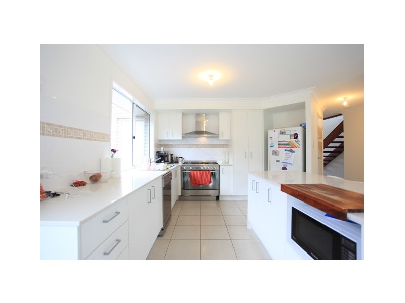 40 Mackintosh Drive, North Lakes QLD 4509