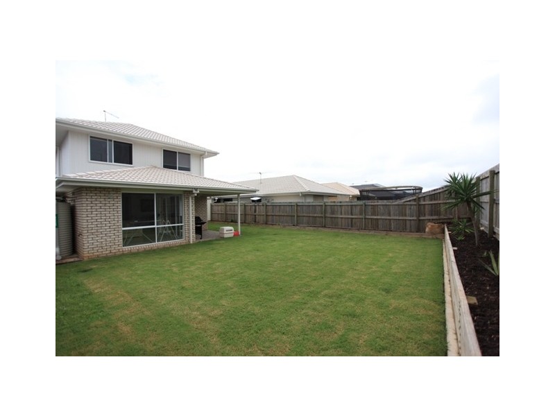 40 Mackintosh Drive, North Lakes QLD 4509
