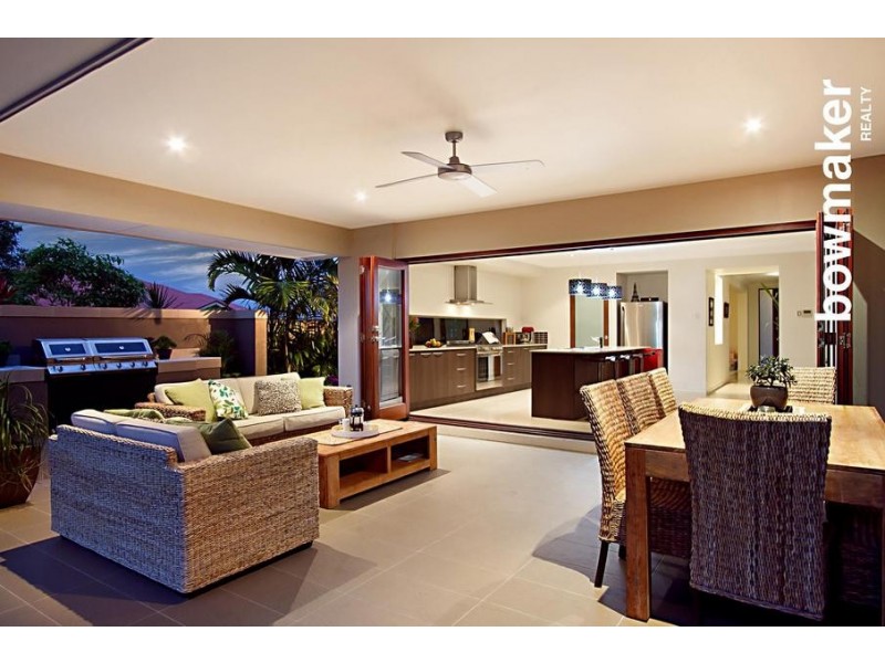 18 Nicklaus Parade, North Lakes QLD 4509