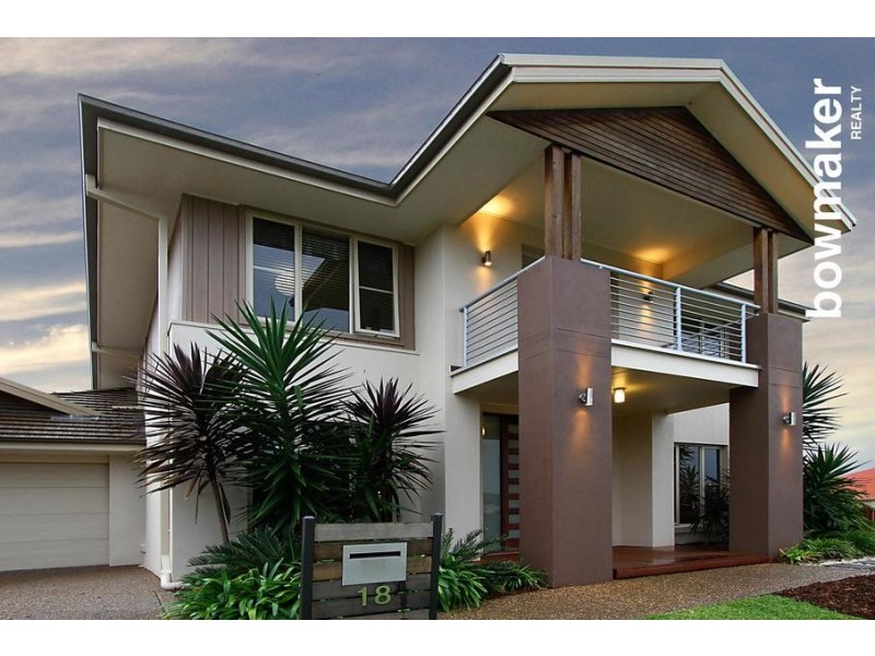 18 Nicklaus Parade, North Lakes QLD 4509