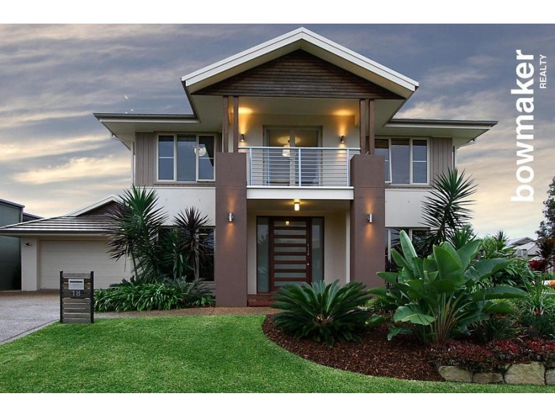 18 Nicklaus Parade, North Lakes QLD 4509