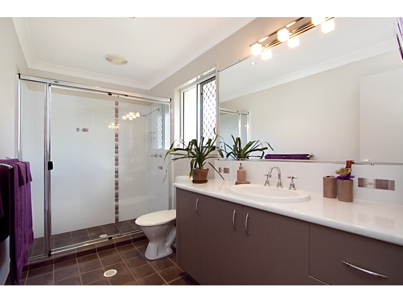 15 Allenby Close, North Lakes QLD 4509