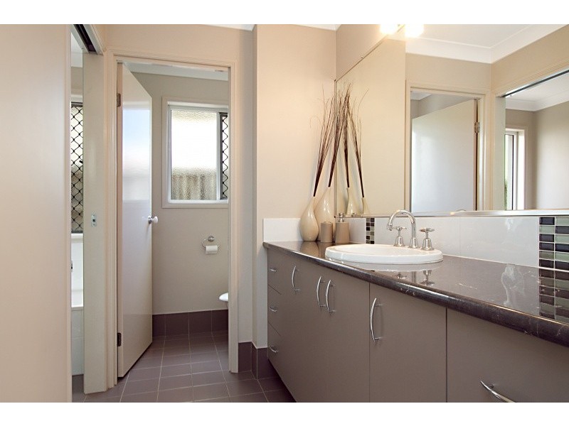 15 Allenby Close, North Lakes QLD 4509