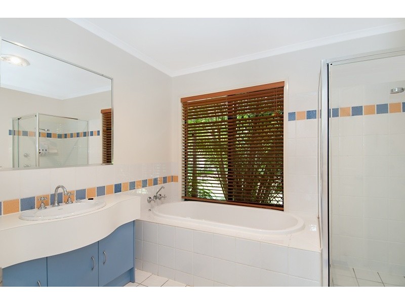 18 Sandpiper Avenue, North Lakes QLD 4509