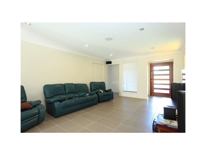 18 Bonnet Parade, Mango Hill QLD 4509