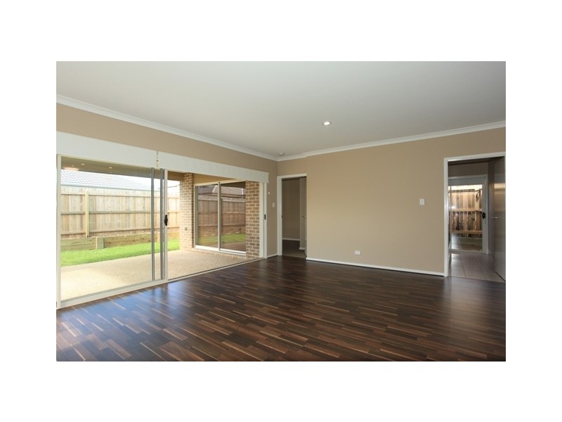 4 Wallis Circuit, North Lakes QLD 4509