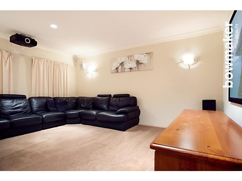 4 Chilton Crescent, North Lakes QLD 4509