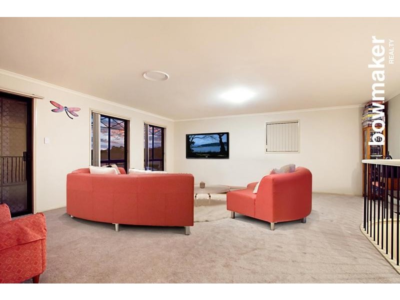 4 Chilton Crescent, North Lakes QLD 4509