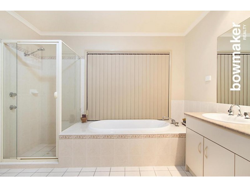 4 Chilton Crescent, North Lakes QLD 4509