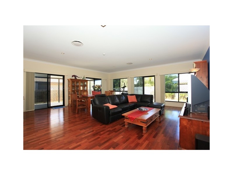17 Picabeen Court, North Lakes QLD 4509