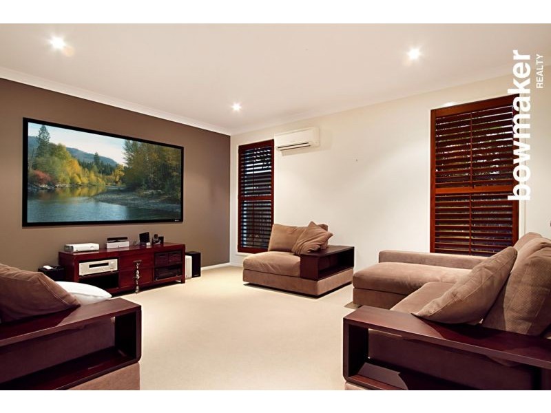 52 Sandpiper Avenue, North Lakes QLD 4509