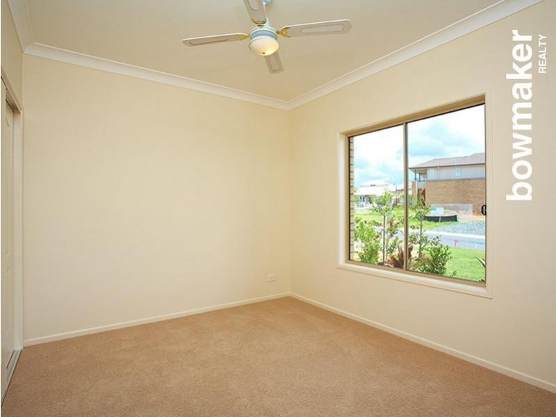11 Calder Street, North Lakes QLD 4509