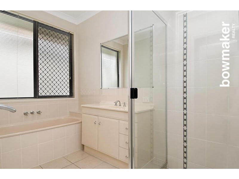 4 Appleby Close, North Lakes QLD 4509