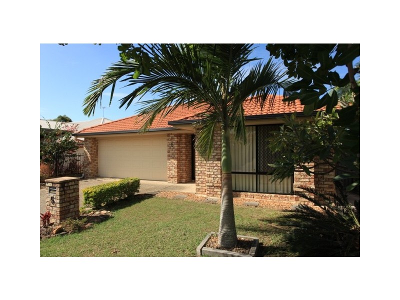 5 Hamersley Court, North Lakes QLD 4509