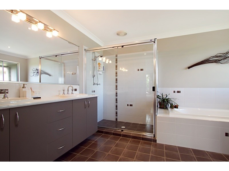 15 Allenby Close, North Lakes QLD 4509