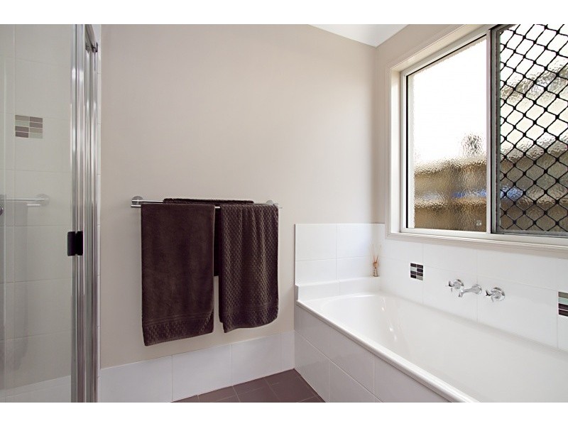 15 Allenby Close, North Lakes QLD 4509