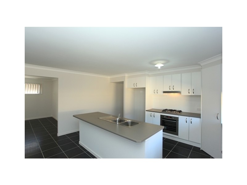 18 Dawson Court, North Lakes QLD 4509