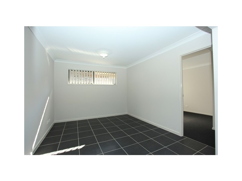 18 Dawson Court, North Lakes QLD 4509