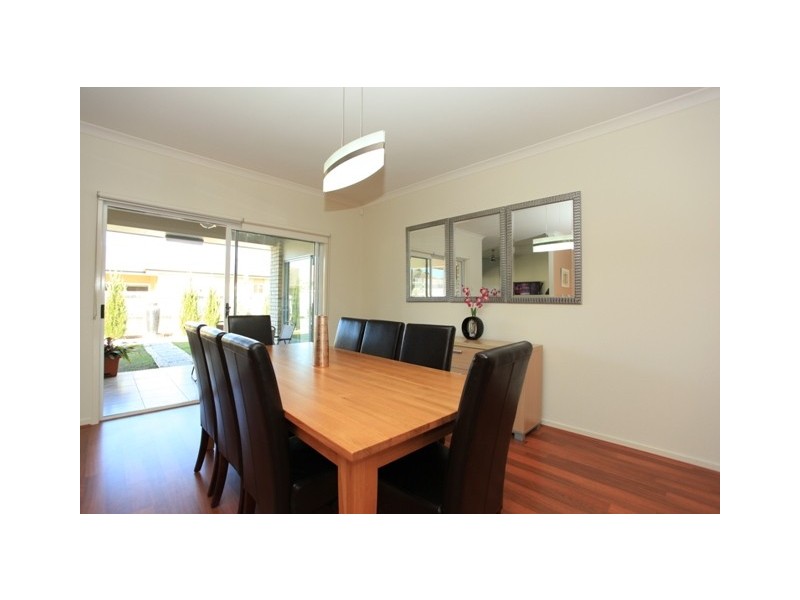 7 Hartnett Street, North Lakes QLD 4509