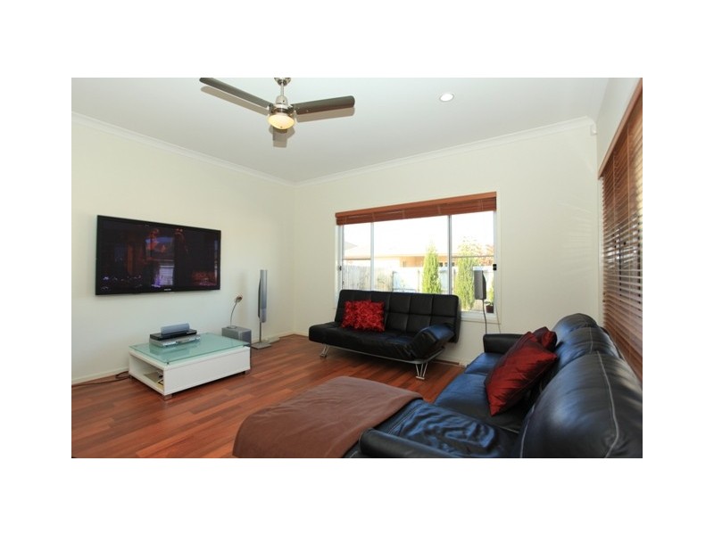 7 Hartnett Street, North Lakes QLD 4509