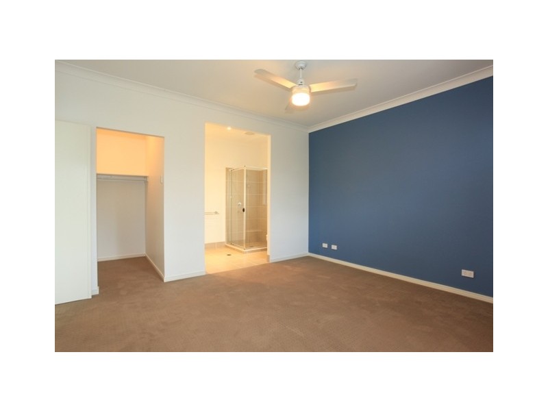 23 Langer Parade, North Lakes QLD 4509
