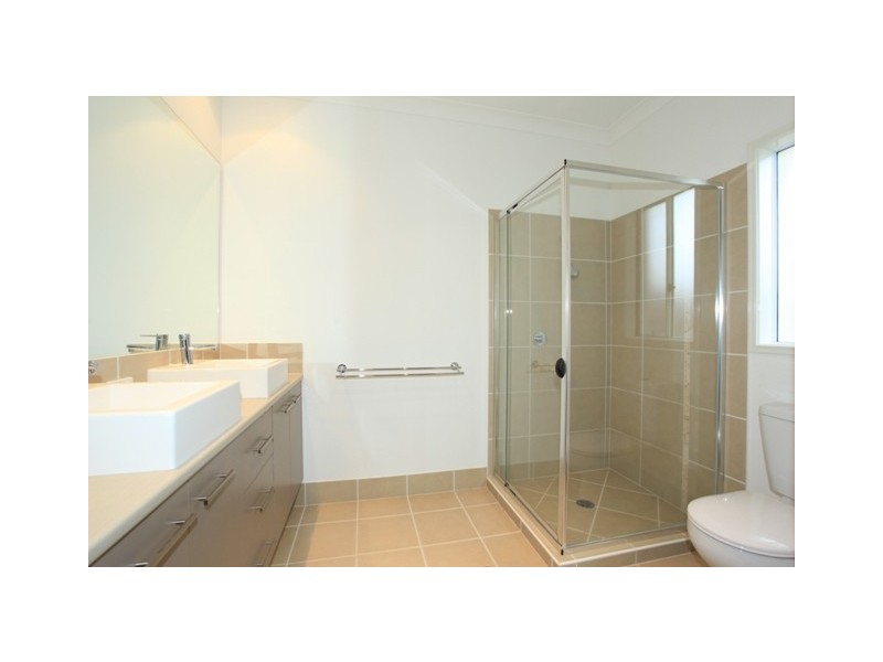 23 Langer Parade, North Lakes QLD 4509